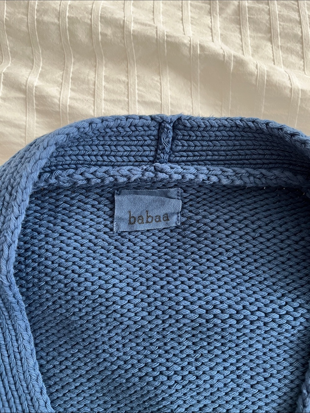 Babaa Cardigan no 16 in Deep Water - Picture 2 of 3